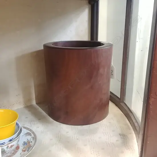 ROSEWOOD BRUSH POT