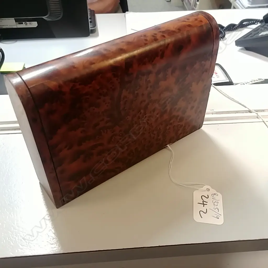 BURR WOOD SWIVEL DOUBLE CARD CASE Image 1++