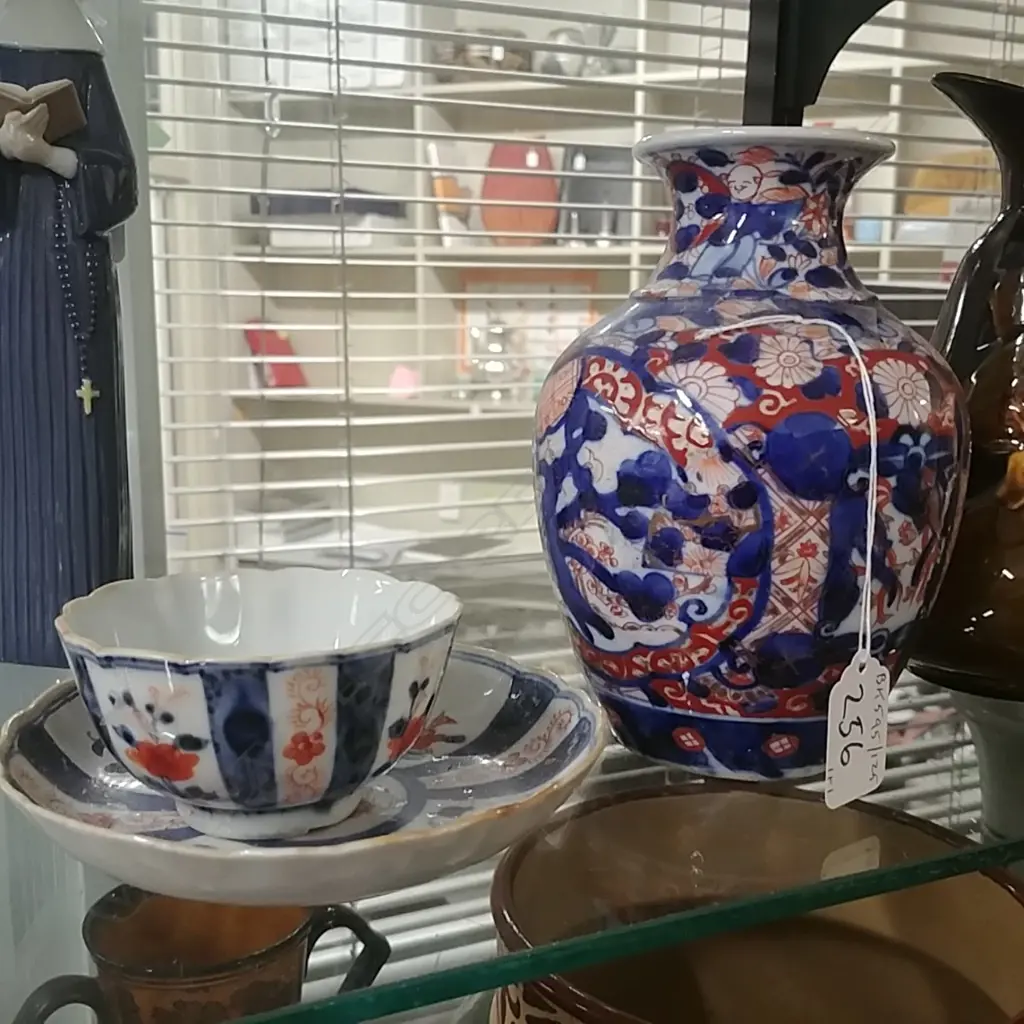 IMARI VASE & C/S Image 1++