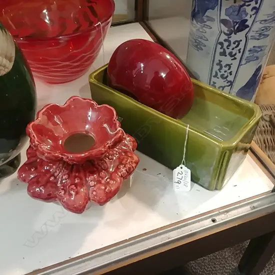  3 BRETBY VASES