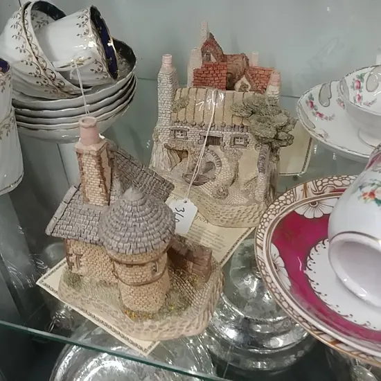 3 D WINTER COTTAGES 