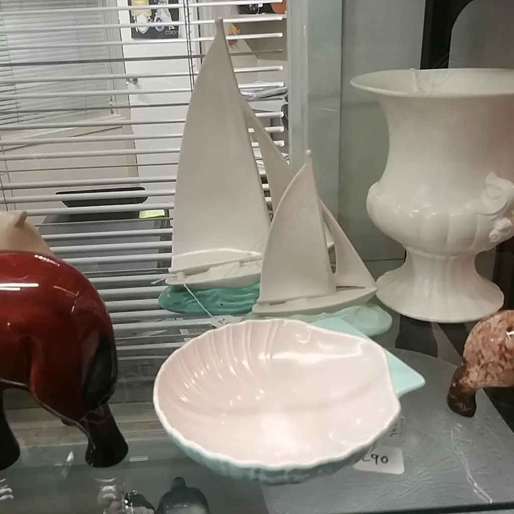 POOLE YACHT WALL HANGING, SHELL DISH & 1 OTHER Image 1++