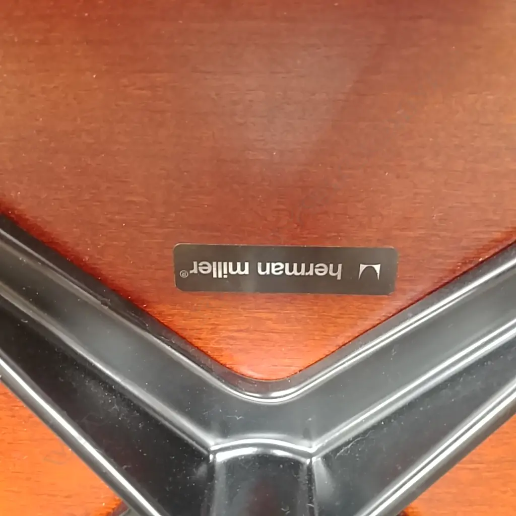 VINTAGE EAMES HERMAN MILLER FOOT STOOL Image 1++