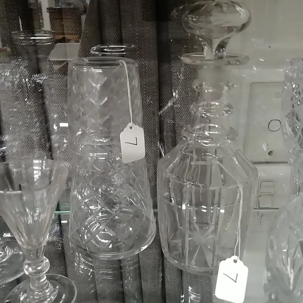 DECANTER & BEDSIDE WATER SET Image 1++