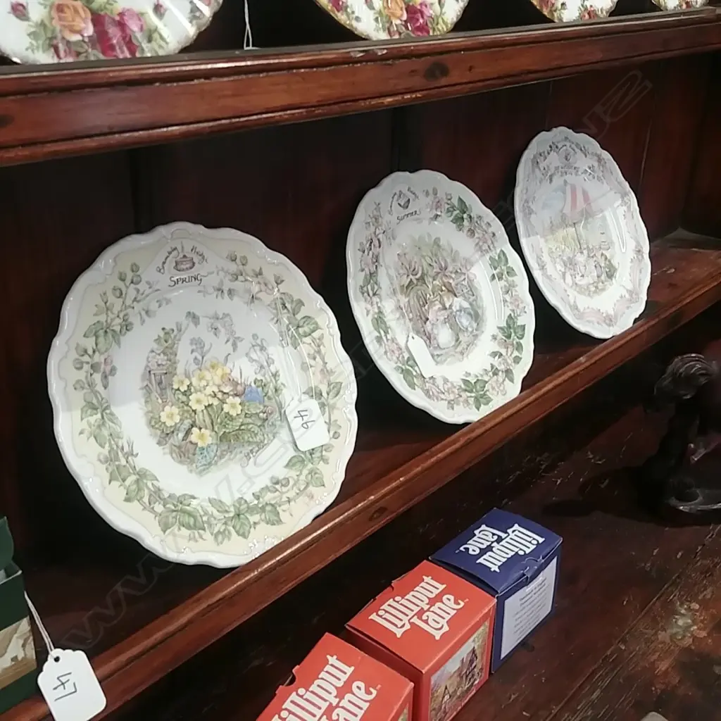 R/DOULTON BRAMBLY HEDGE PLATE SPRING Image 1++