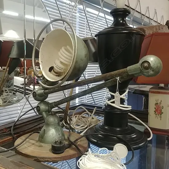 INDUSTRAL DESK LAMP