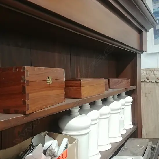 4 LIDDED WOODEN BOXES 