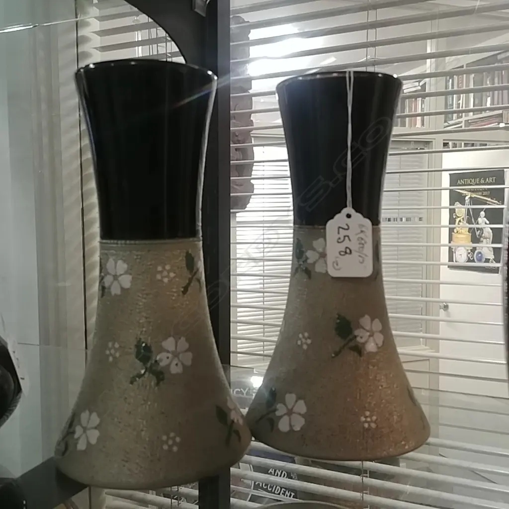 PR OF LOVATTS VASES Image 1++