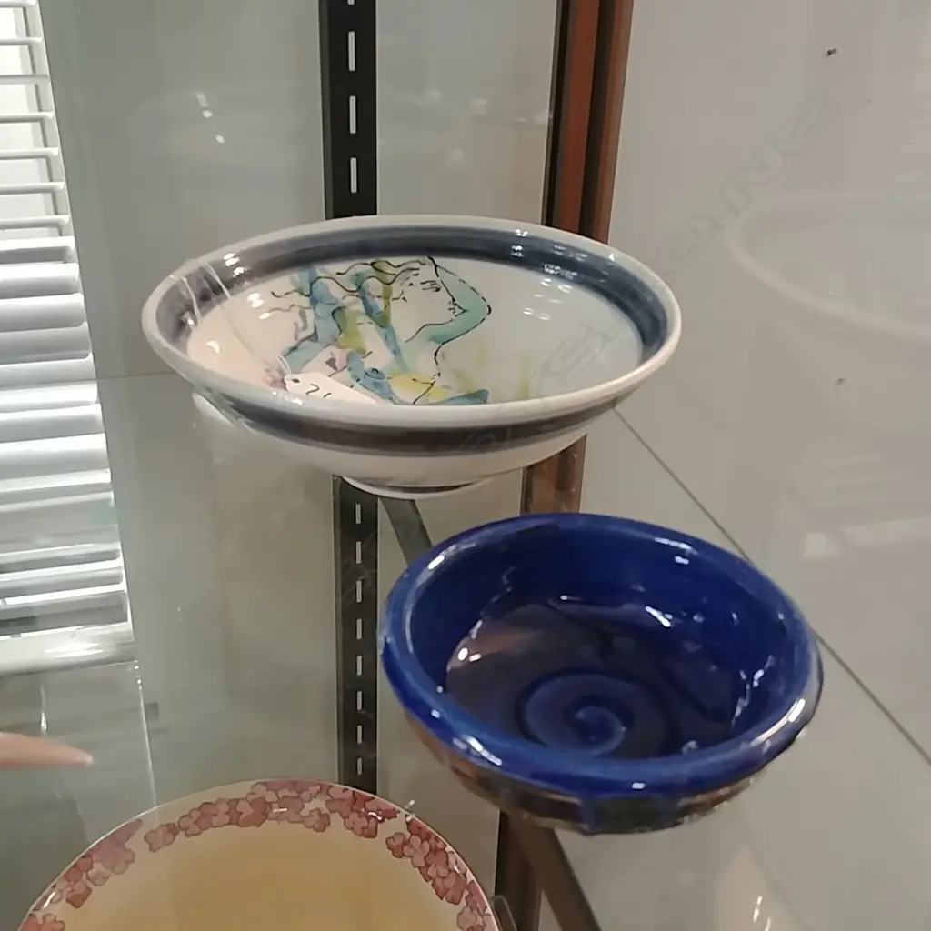 PAMELA ANNSOUTH BOWL + TONY SLY BOWL  Image 1++
