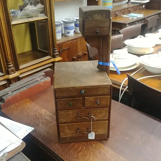 SMALL ORIENTAL CABINET