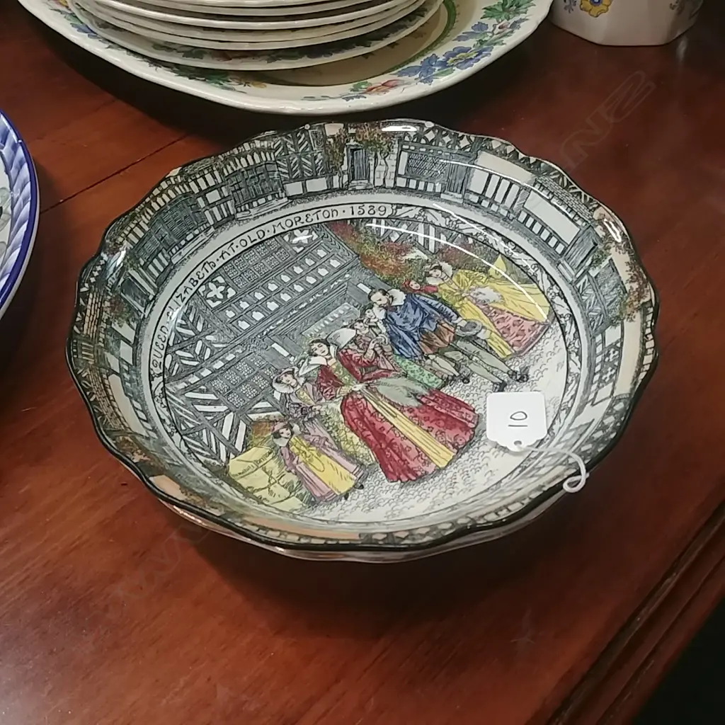 TWO ROYAL DOULTON BOWLS - MORETON & OTHER Image 1++