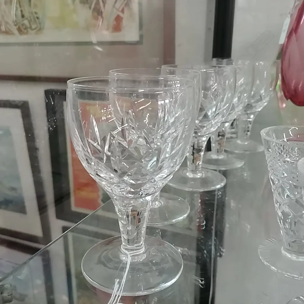 6 CRYSTAL GLASSES Image 1++