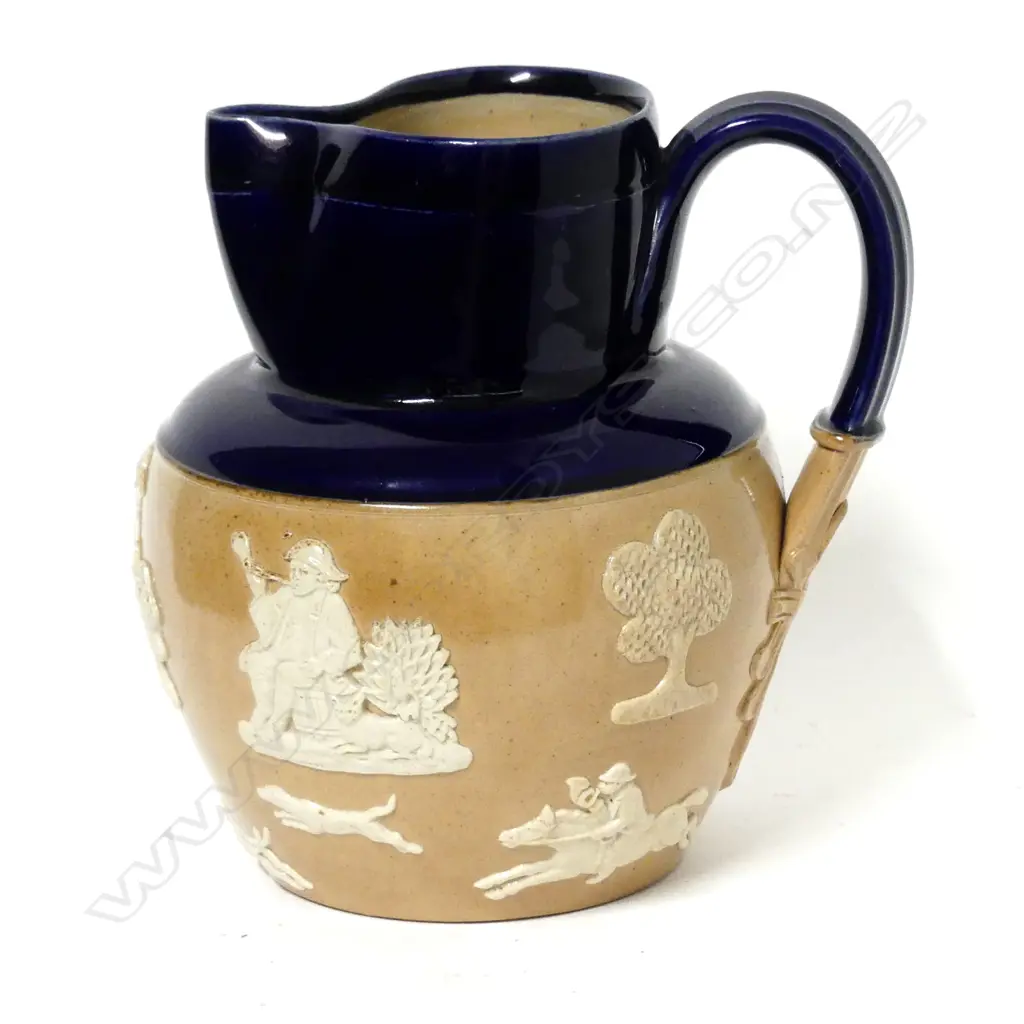 A Doulton Lambeth hunting jug Image 1++