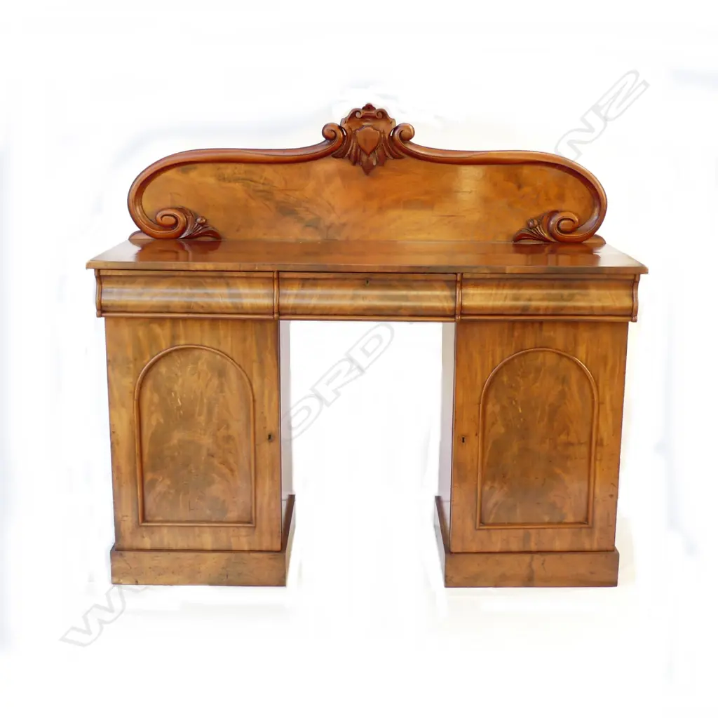 A 19thC mahogany twin pedestal sideboard Image 1++