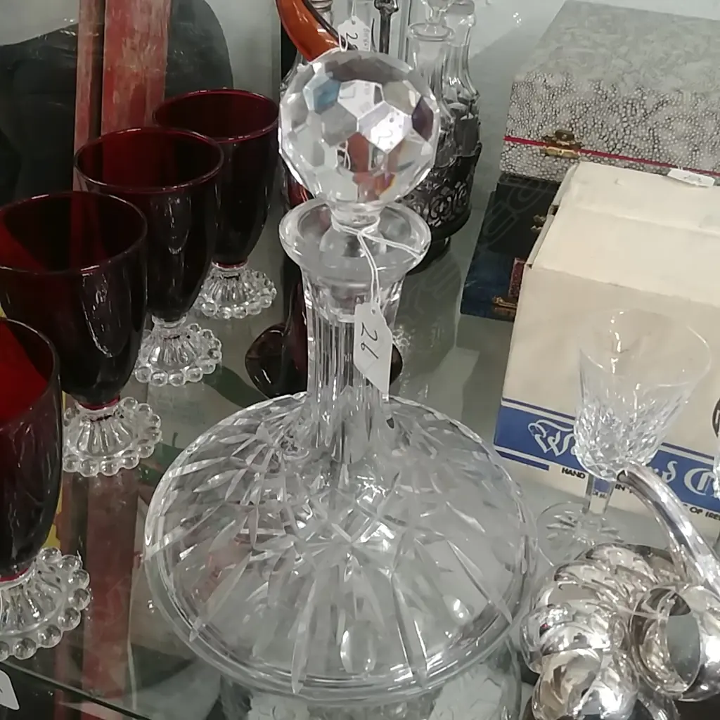CUT CRYSTAL SHIP'S DECANTER Image 1++