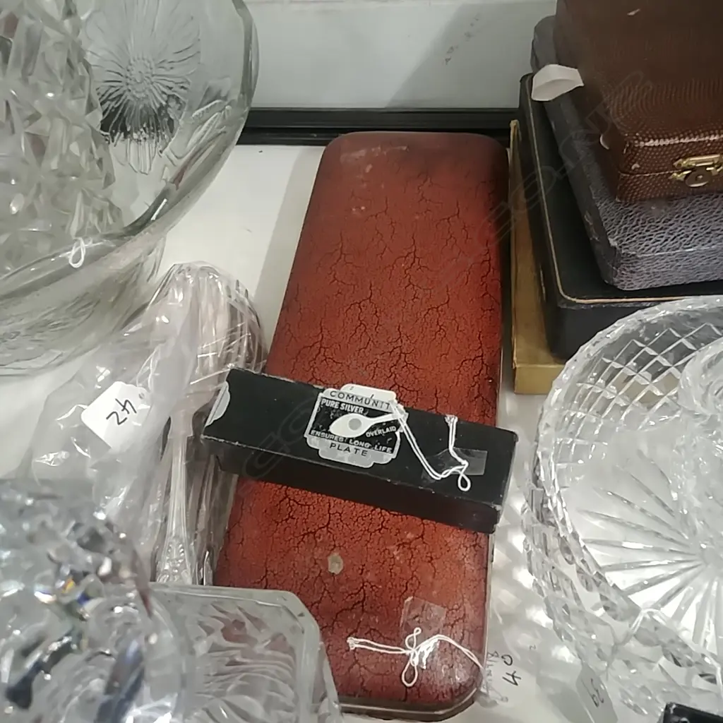 BOXED FISH SERVERS & COFFEE SPOONS Image 1++