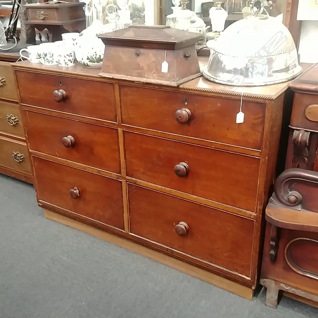 VICT CHEST OF DRAWERS Image 1++