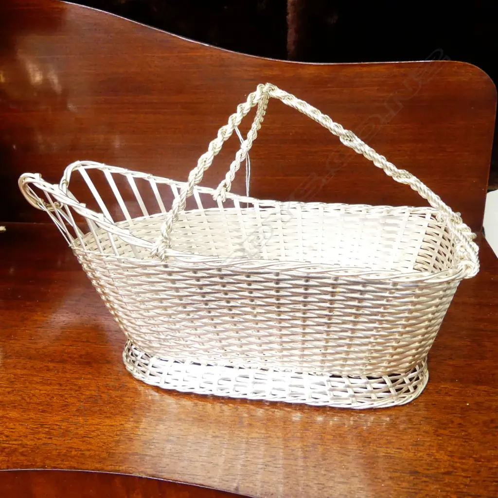 BOXED CHRISTOFLE WINE BASKET Image 1++