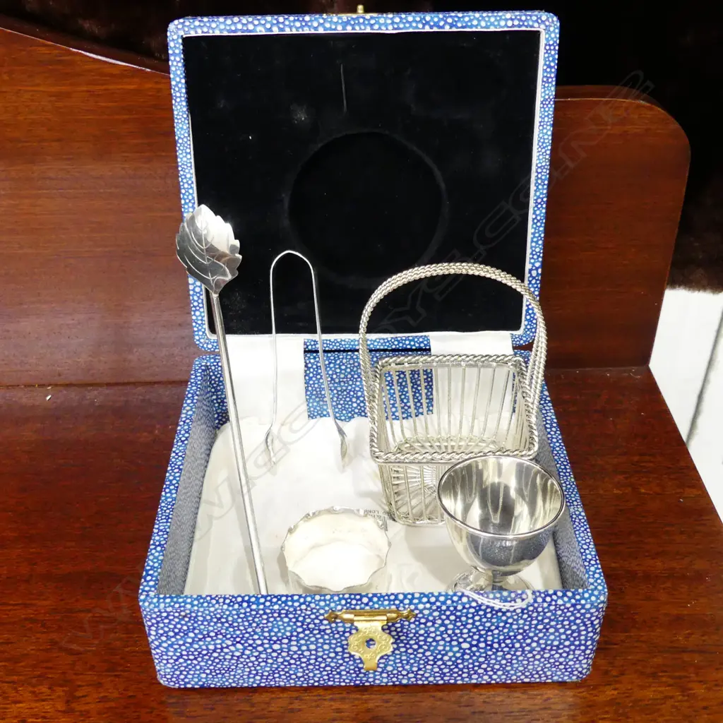 4 SILVER PIECES - TONGS,CUP ETC. + SP BASKET  Image 1++