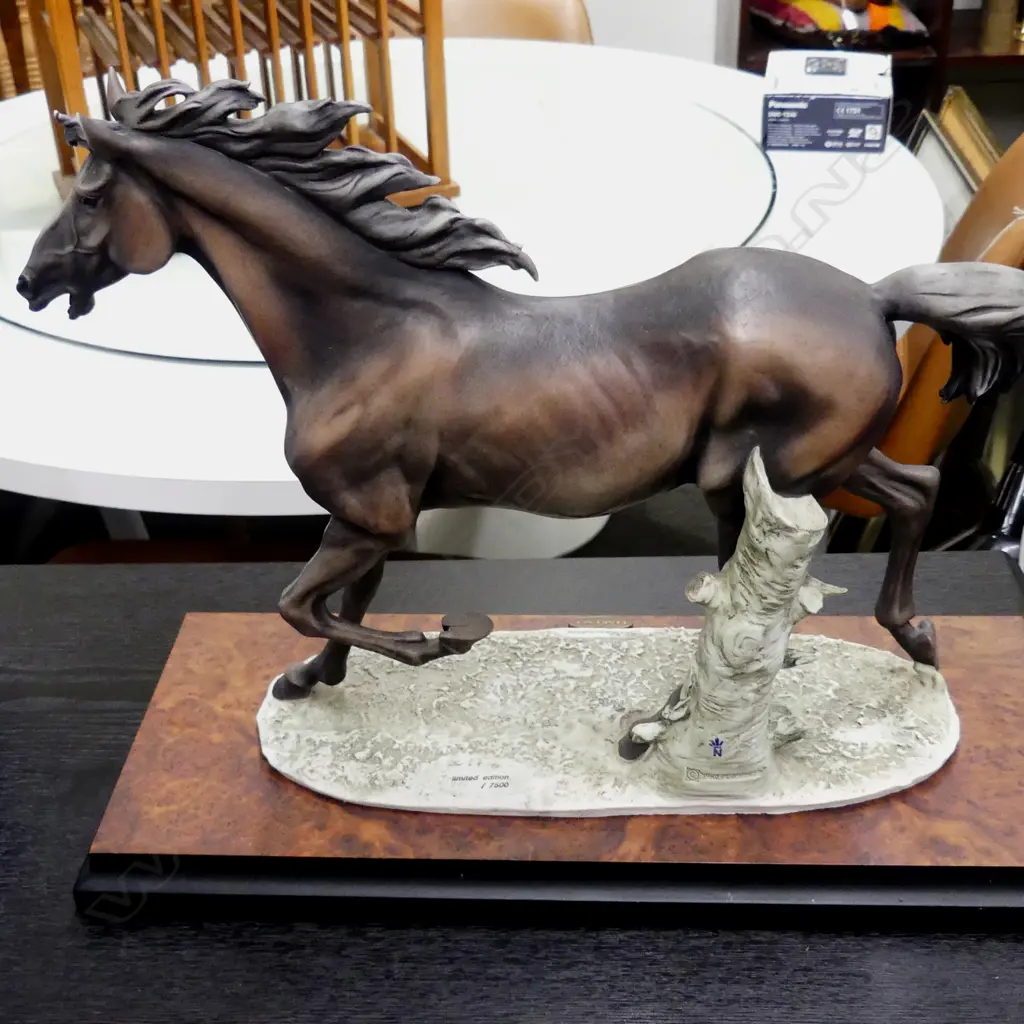 'FLORENCE' LTD. ED. HORSE SCULPTURE + CERT. Image 1++