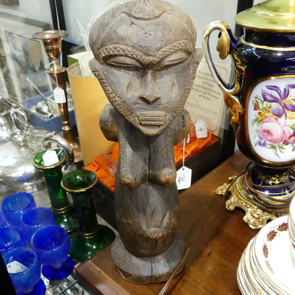 AFRICAN CARVED WOOD FIGURE Image 1++
