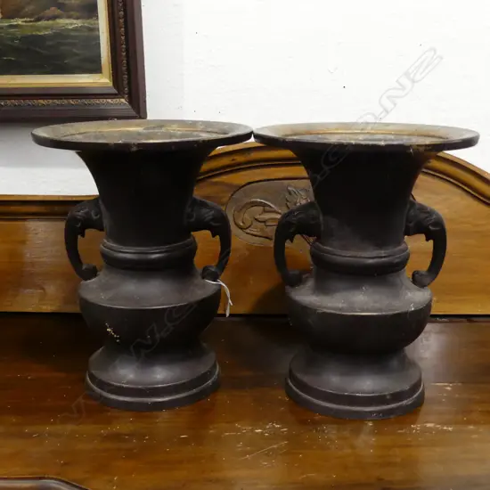 PR OF BRONZE CHINESE VASES