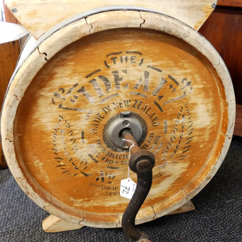 BUTTER CHURN IDEAL NO. 1 Image 1++
