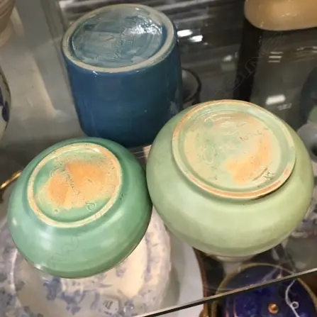 3 OLIVE JONES SMALL VASES  Image 1++