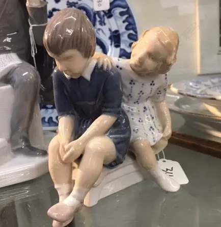 B&G FIGURE GROUP+R/C VASE Image 1++