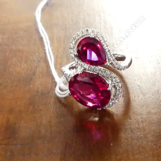S/S RING RED STONE
