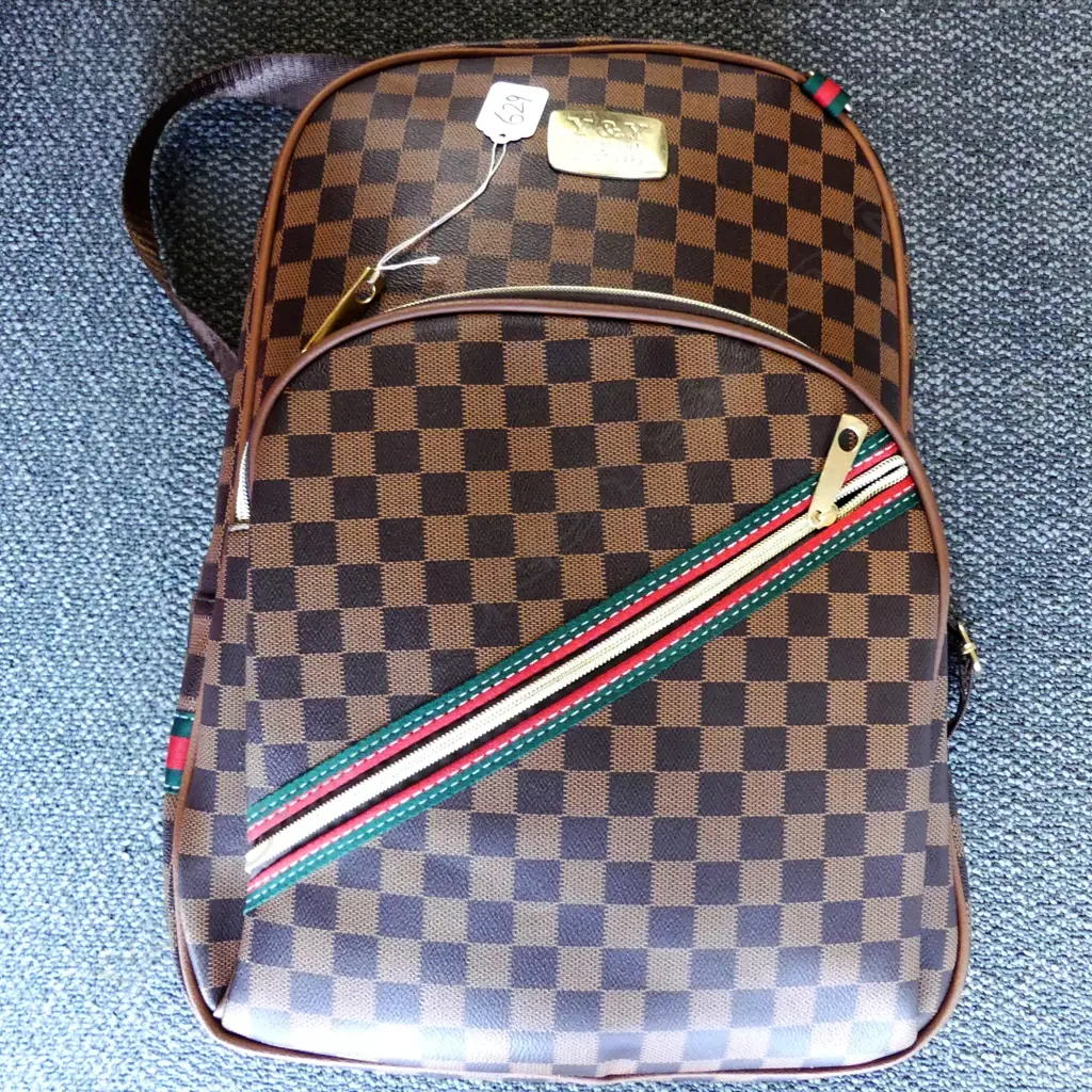 Y&Y BACK PACK   Image 1++