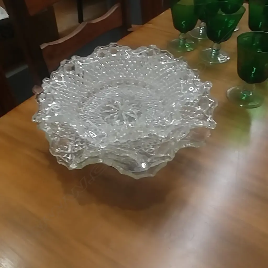 3 CAKE STANDS  Image 1++