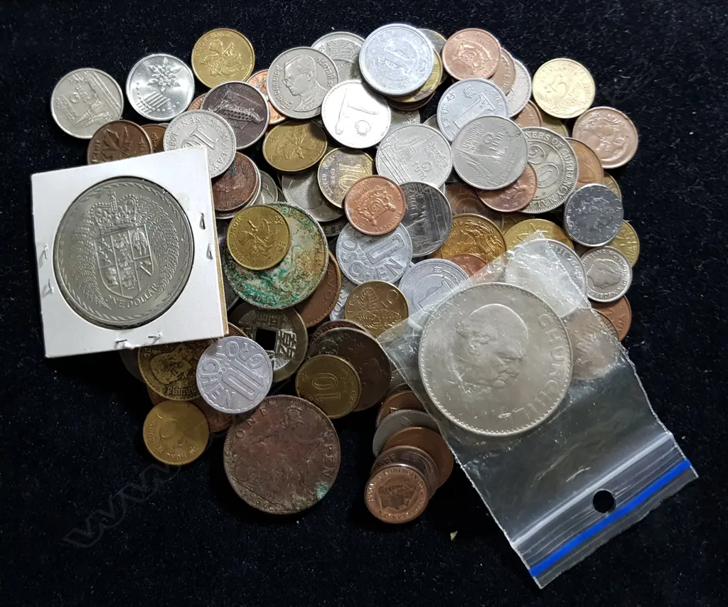LOT OF MODERN WORLD COINS Image 1++