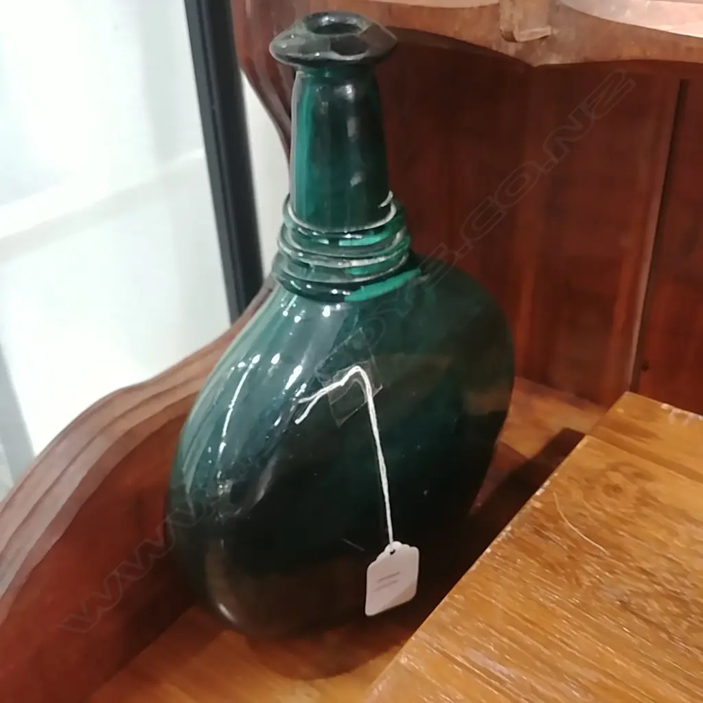 BRISTOL GREEN GLASS BOTTLE Image 1++