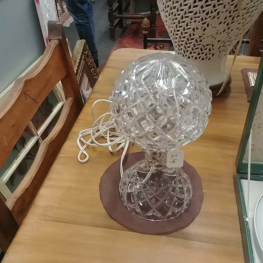 CRYSTAL LAMP Image 1++