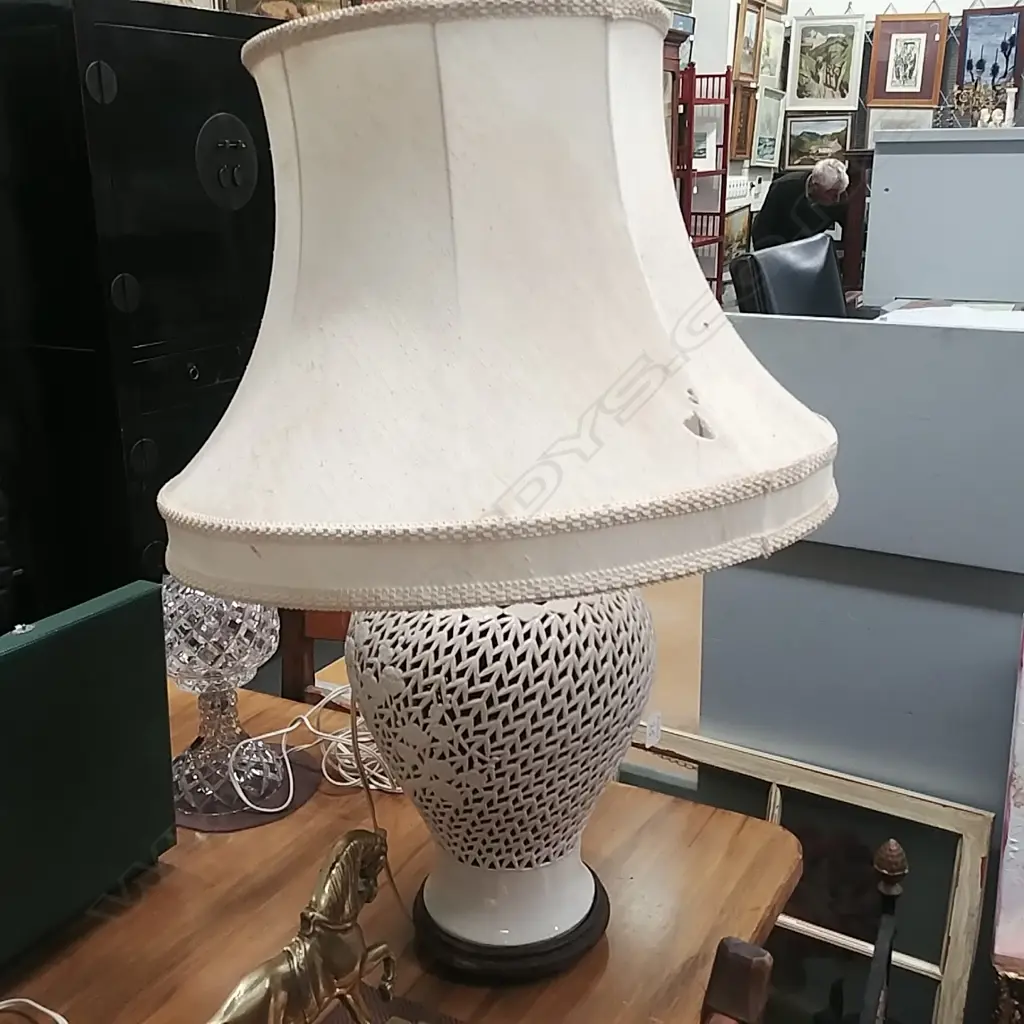 CHINESE SIDE LAMP Image 1++