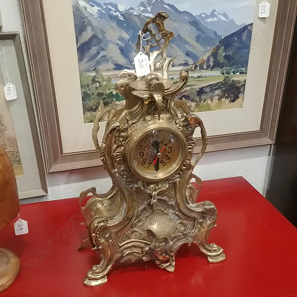 FRENCH BRASS MANTLE CLOCK Image 1++