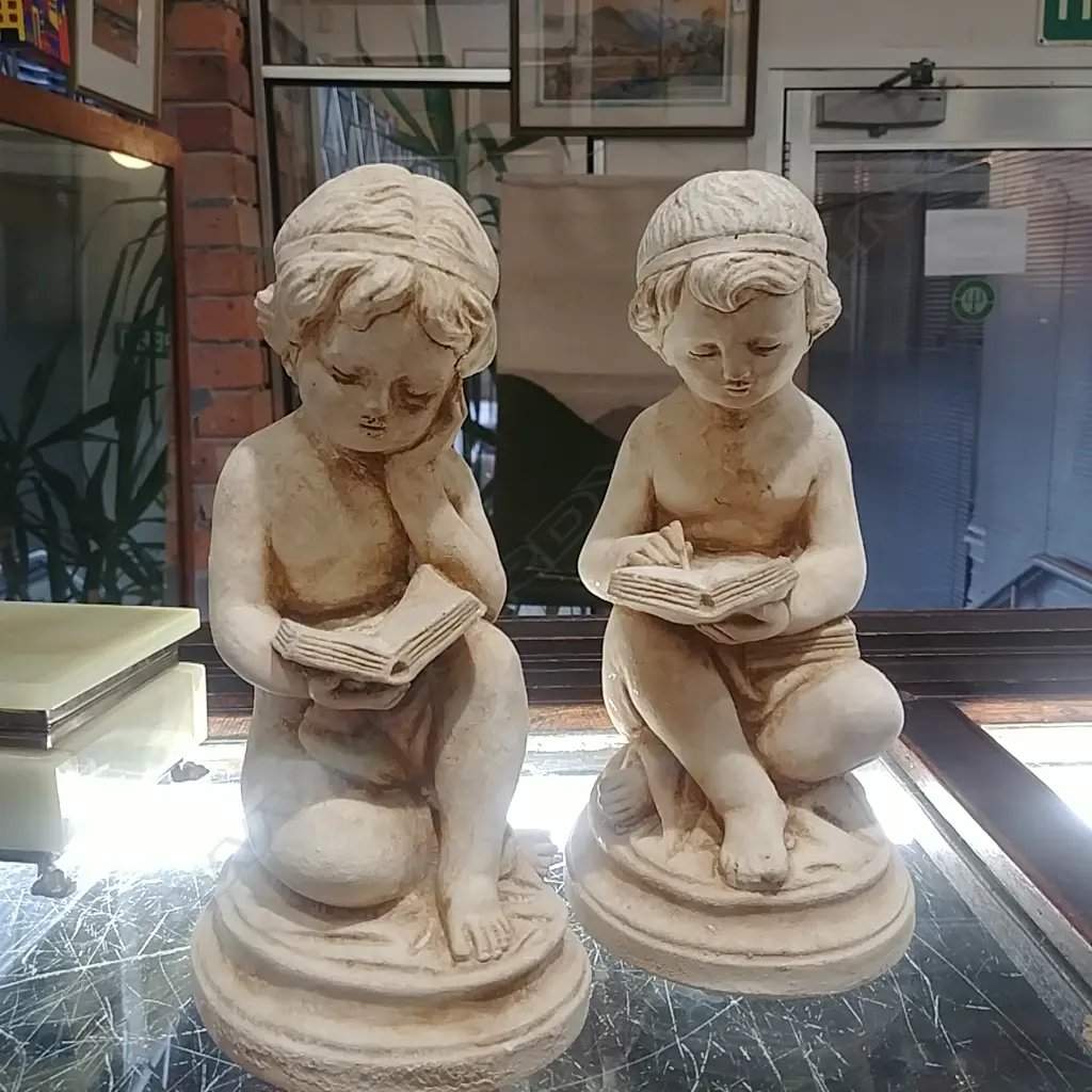 PR STONE CHILD ORNS Image 1++