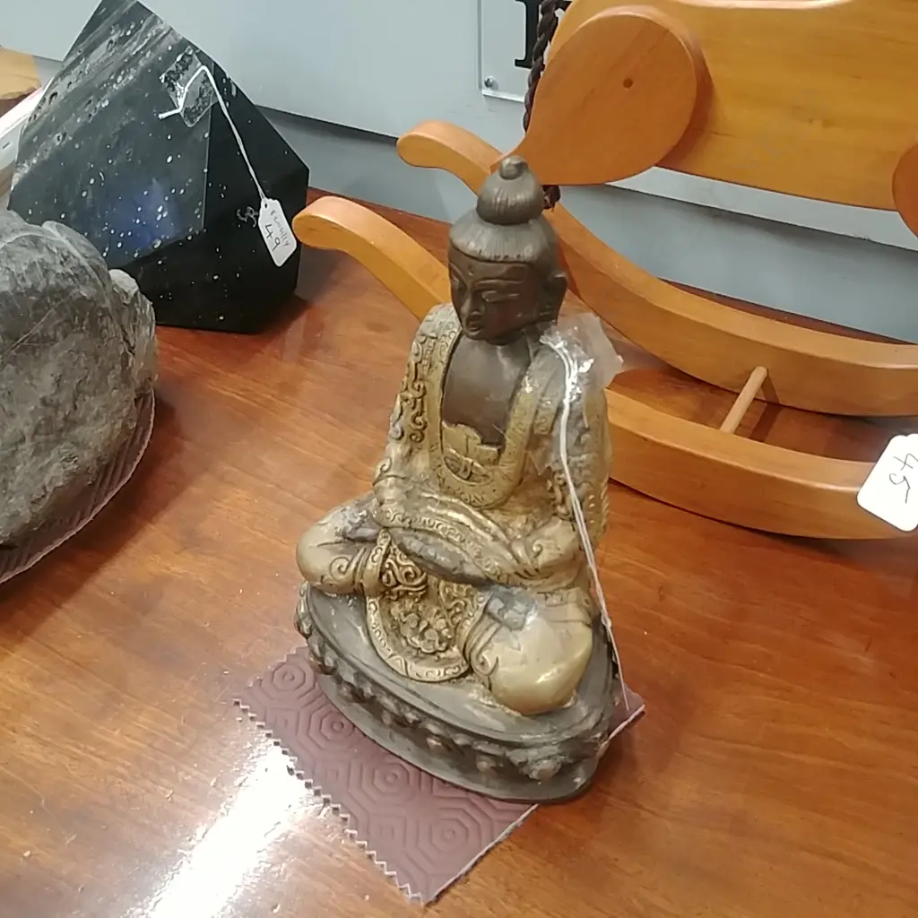 METAL SEATED BUDDHA Image 1++