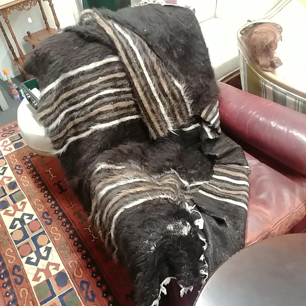 A TURKISH SIIRT GOAT HAIR BLANKET/RUG Image 1++