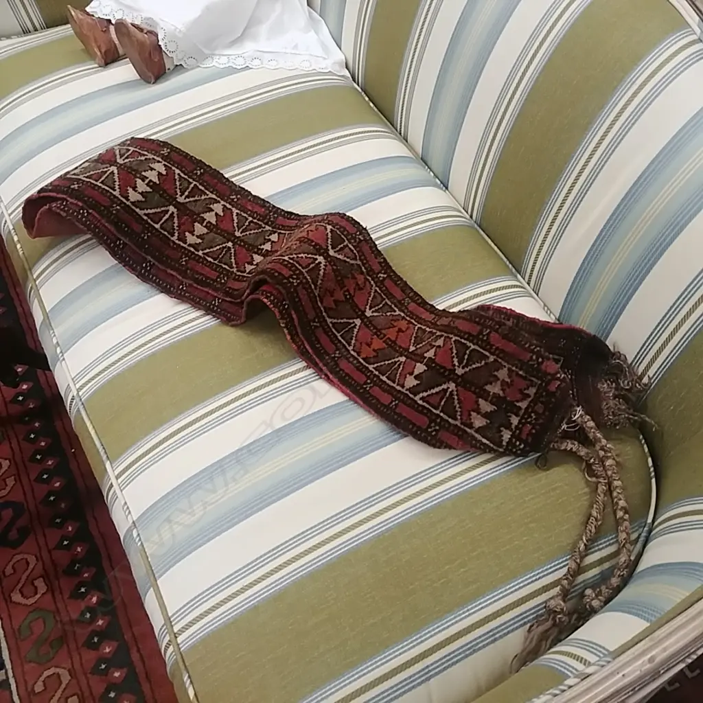 HAND KNOTTED TENT TIE Image 1++
