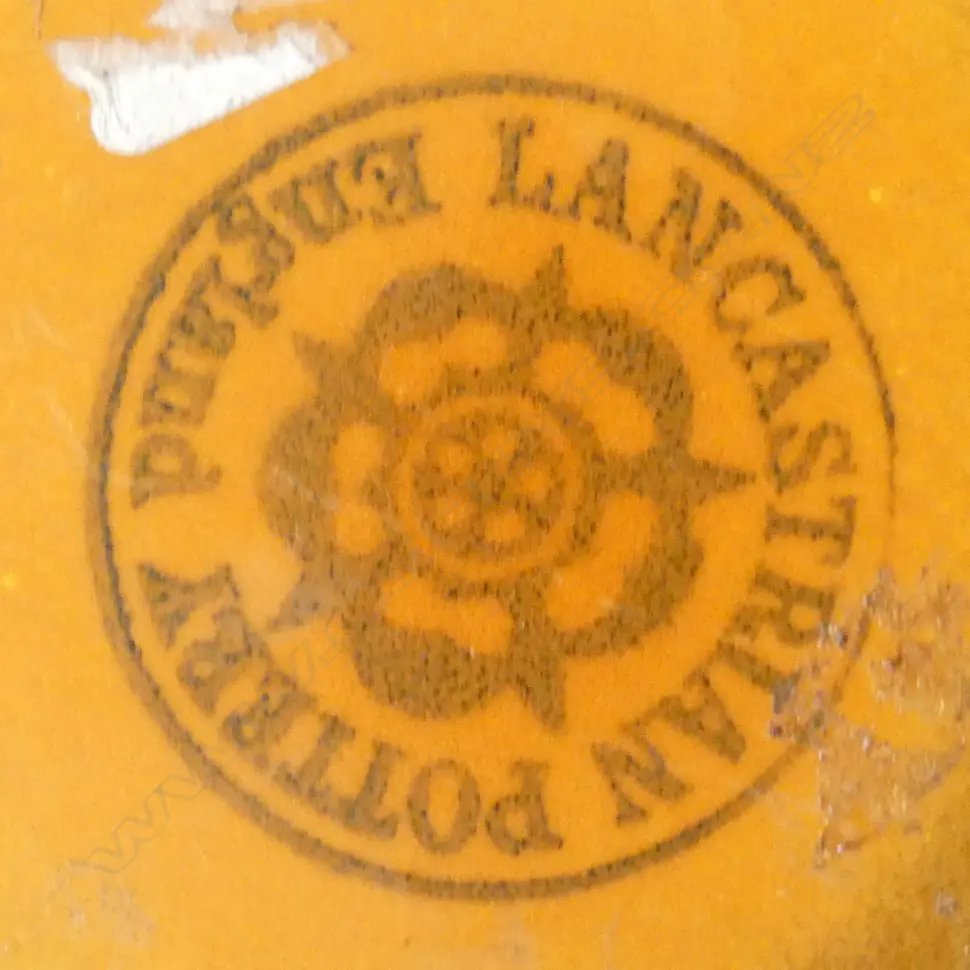 A Lancastrian pottery vase Image 1++