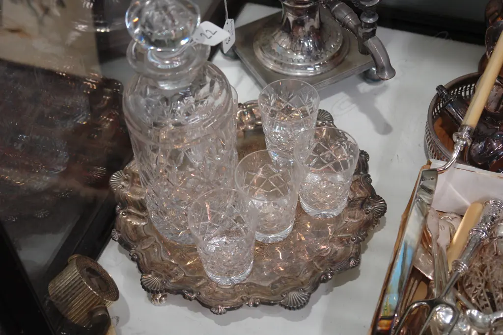 CRYSTAL DECANTER & GLASSES ON EP TRAY Image 1++