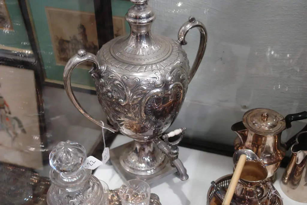 19THC SILVER PLATE SAMOVAR Image 1++