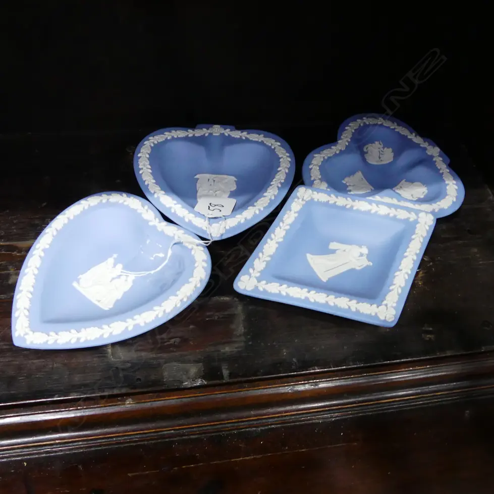 W/WOOD J/WARE 4 PIN TRAYS Image 1++