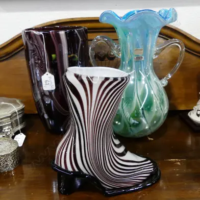 2 ART GLASS VASES +SHOE Image 1++