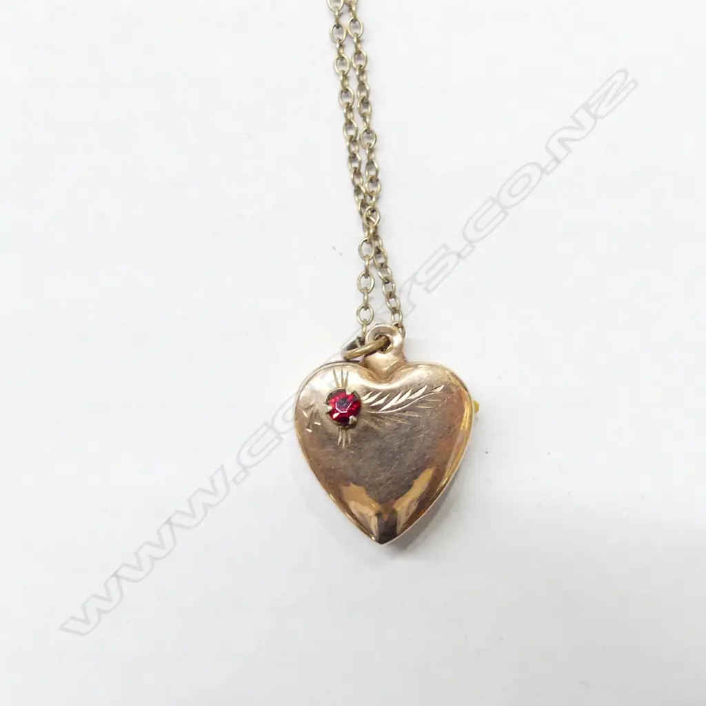 9CT HEART LOCKET ON CHAIN 3.4GMS Image 1++