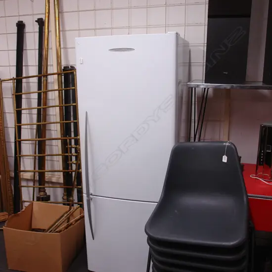 F+P FRIDGE FREEZER