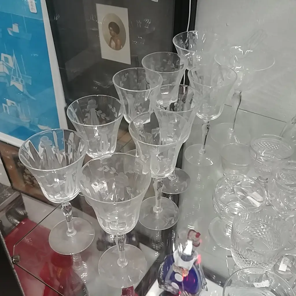 ASST CRYSTAL GLASSES Image 1++