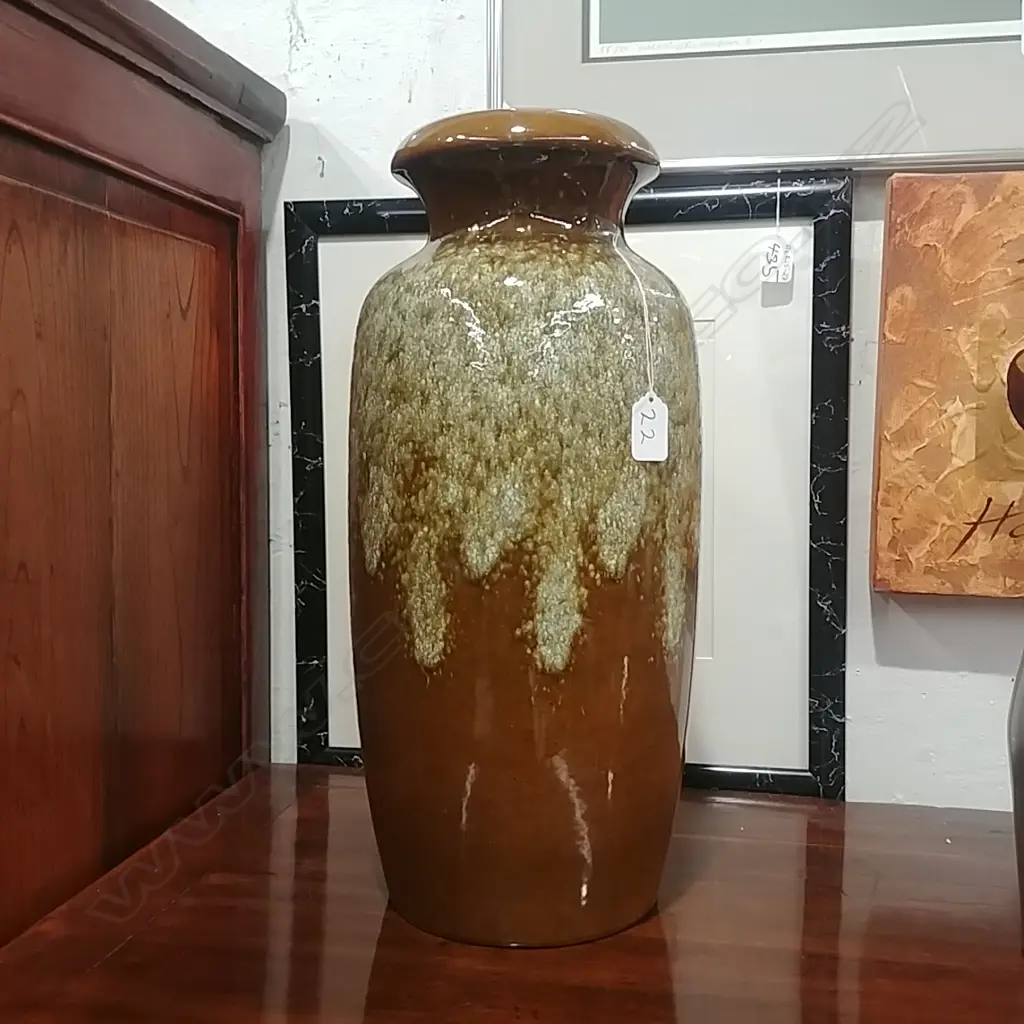 LARGE GERMAN RETRO VASE Image 1++